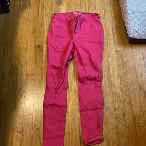 Old navy hot pink jeans. Size 6. Never wore.
